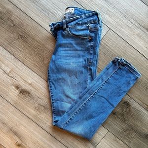 Garage Medium Wash Skinny Jeans/Jeggings Size 5